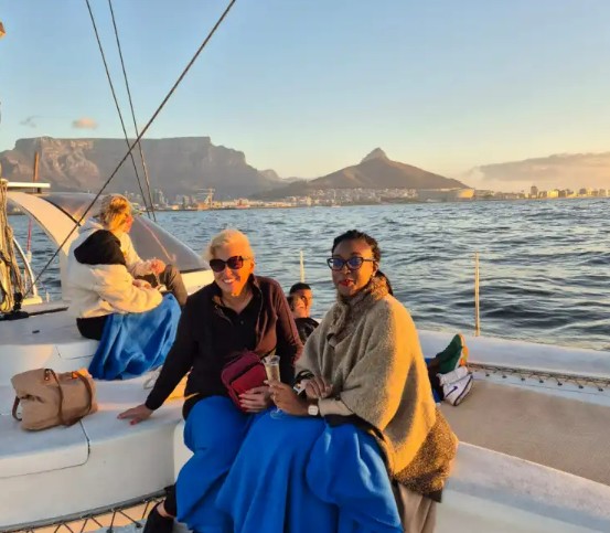 Boat Cruise + 3-Course Meal